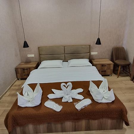 Hotel Sweet Night Kazbegi Bagian luar foto