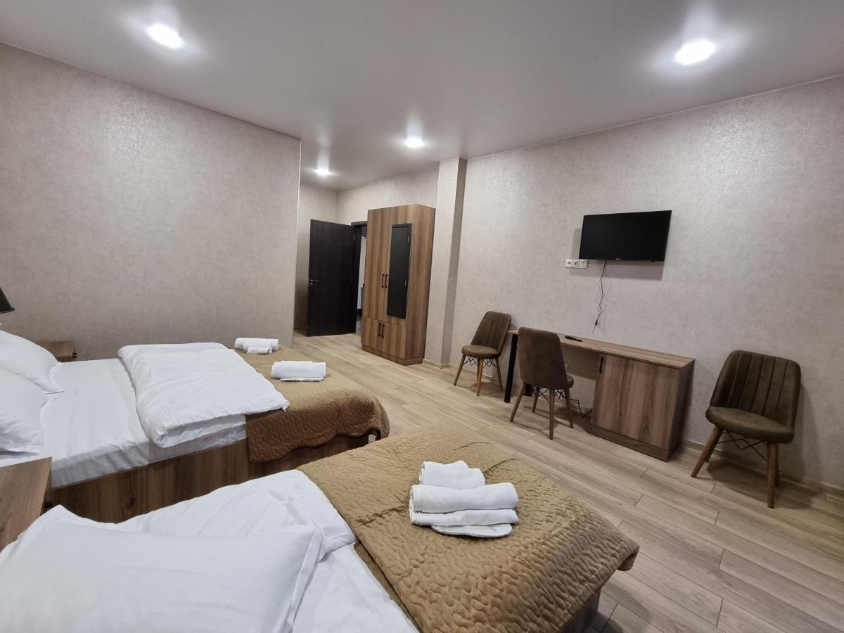 Hotel Sweet Night Kazbegi Bagian luar foto