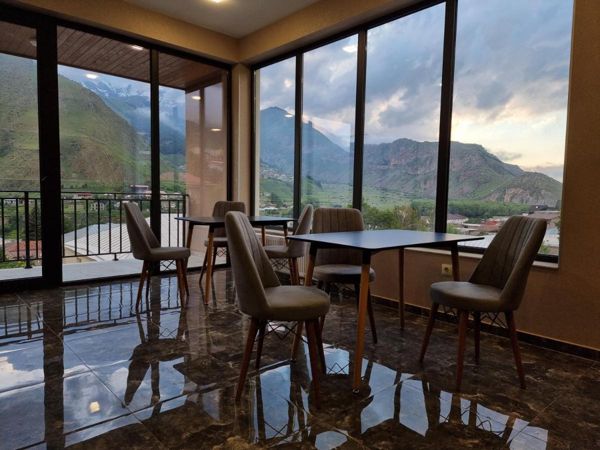 Hotel Sweet Night Kazbegi Bagian luar foto