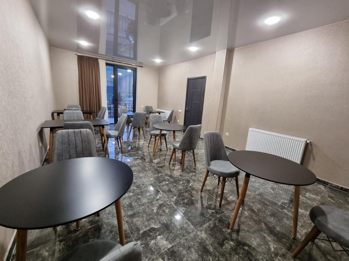 Hotel Sweet Night Kazbegi Bagian luar foto