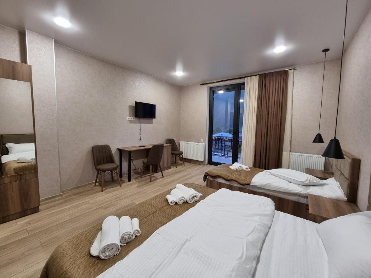 Hotel Sweet Night Kazbegi Bagian luar foto