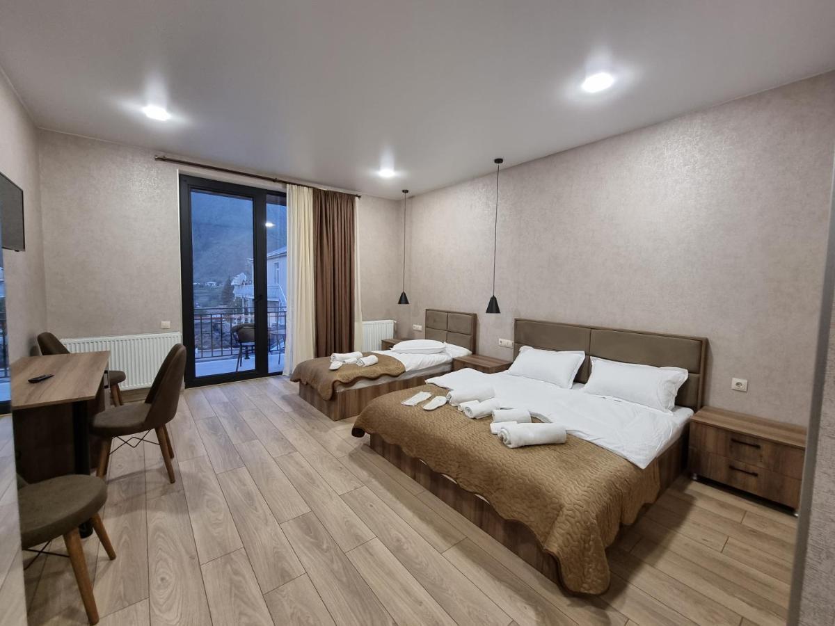 Hotel Sweet Night Kazbegi Bagian luar foto