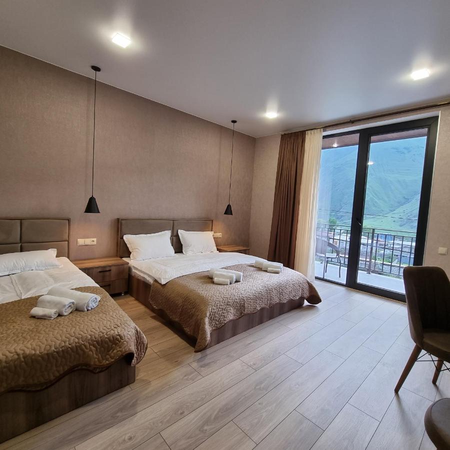 Hotel Sweet Night Kazbegi Bagian luar foto