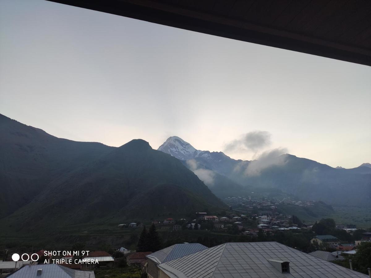 Hotel Sweet Night Kazbegi Bagian luar foto