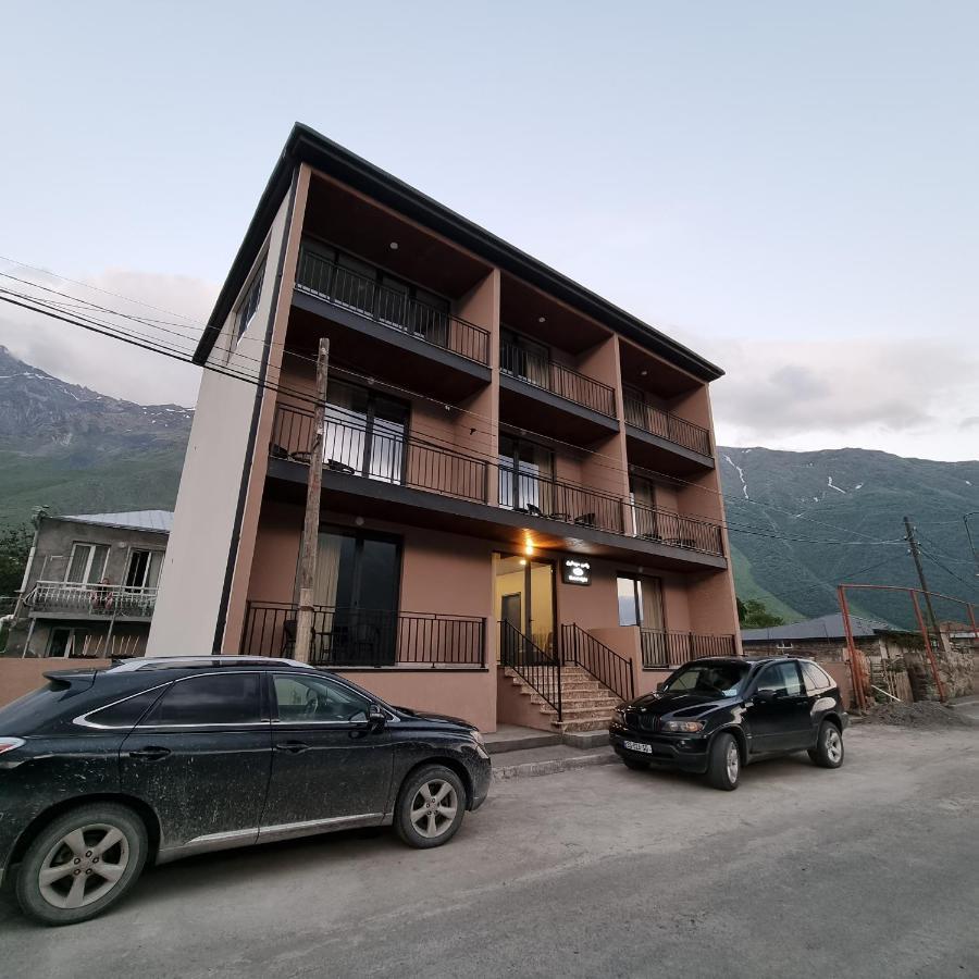 Hotel Sweet Night Kazbegi Bagian luar foto