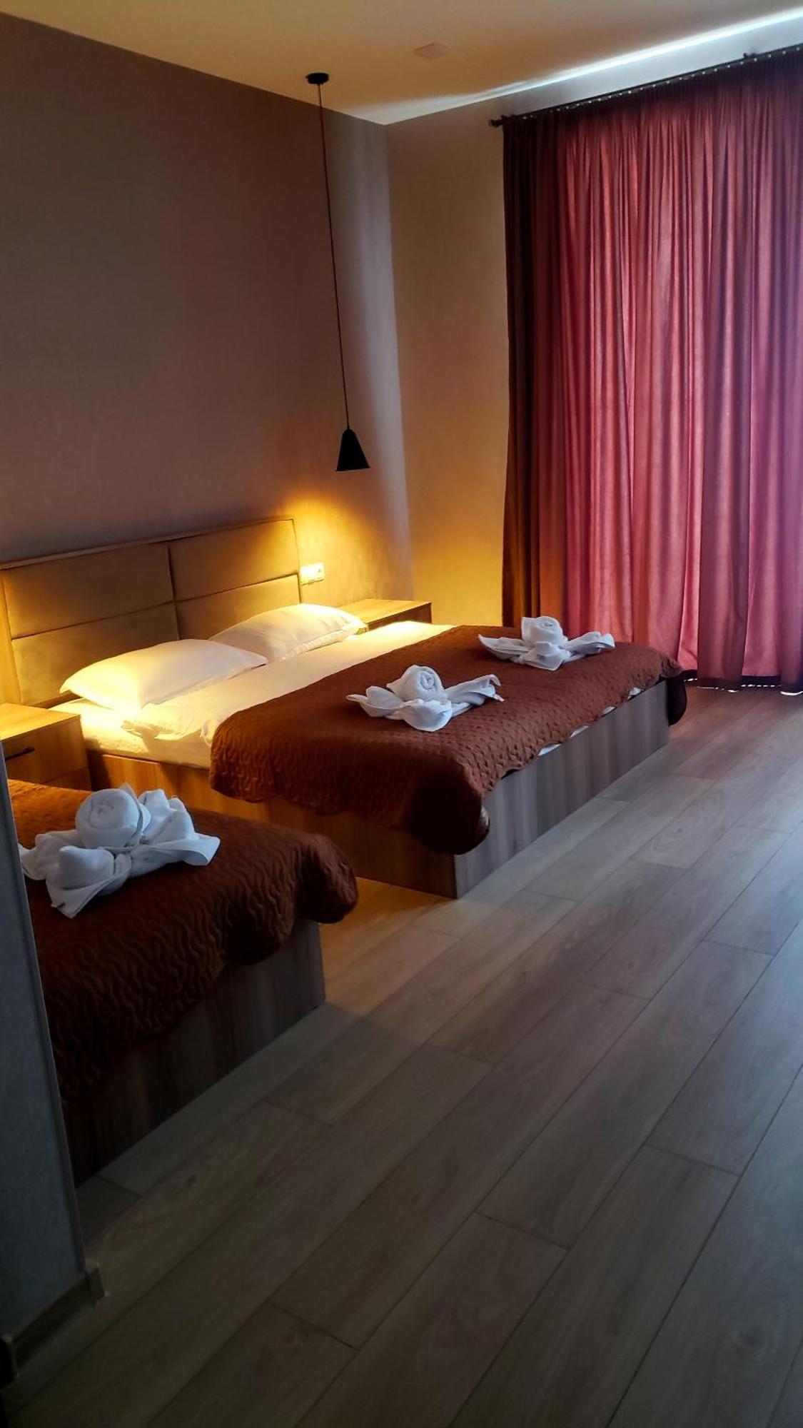 Hotel Sweet Night Kazbegi Ruang foto
