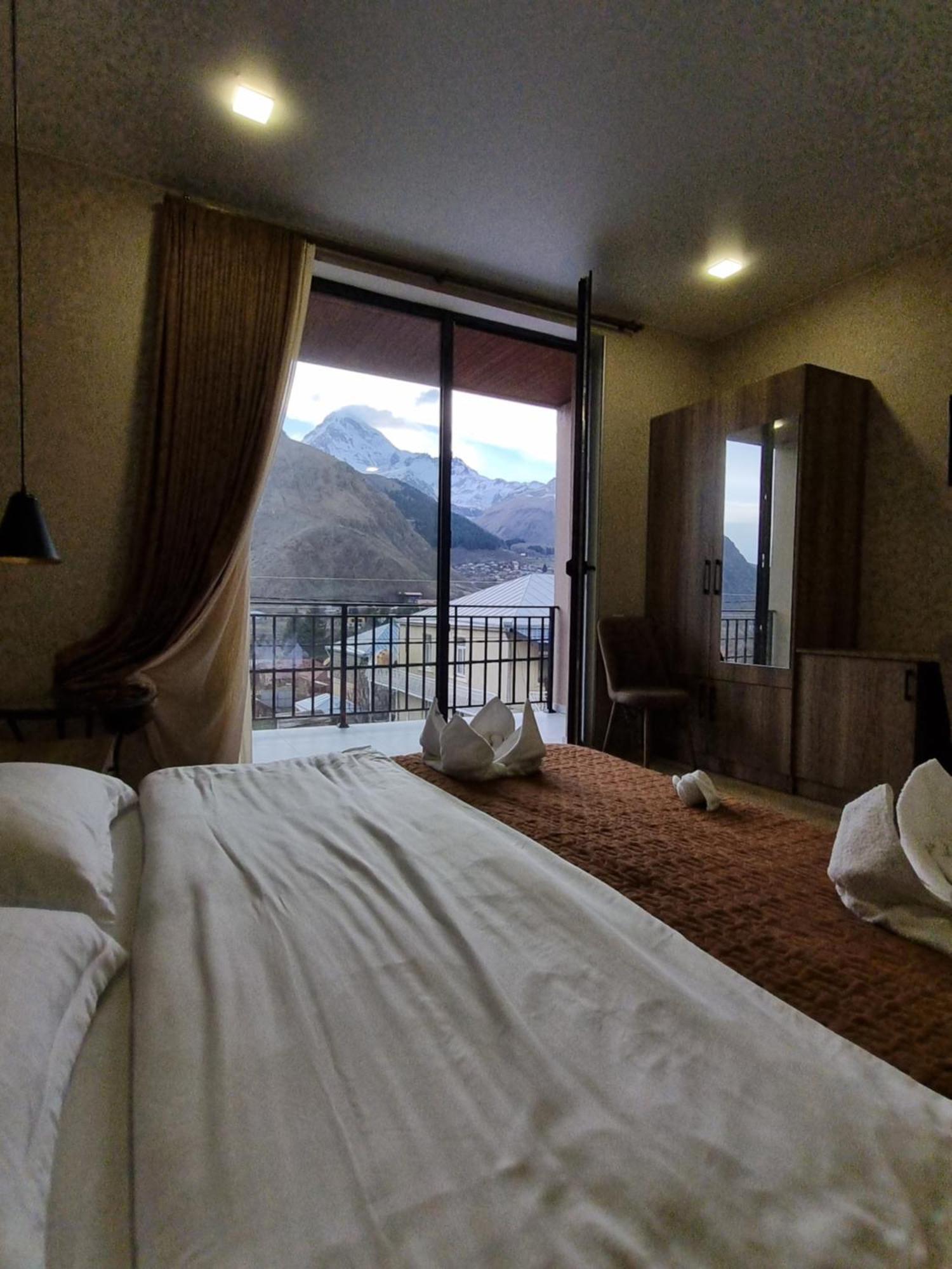 Hotel Sweet Night Kazbegi Ruang foto