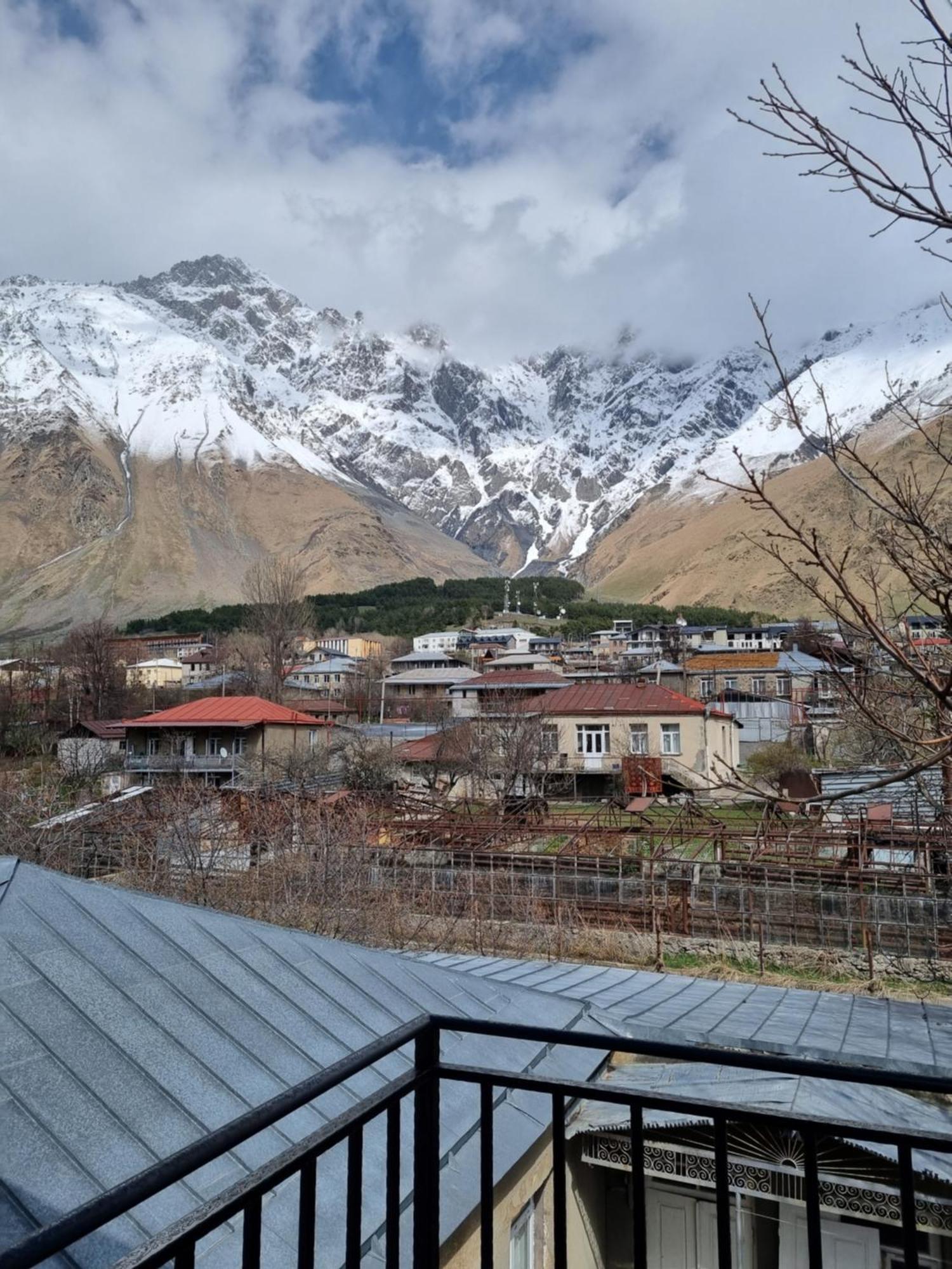 Hotel Sweet Night Kazbegi Ruang foto